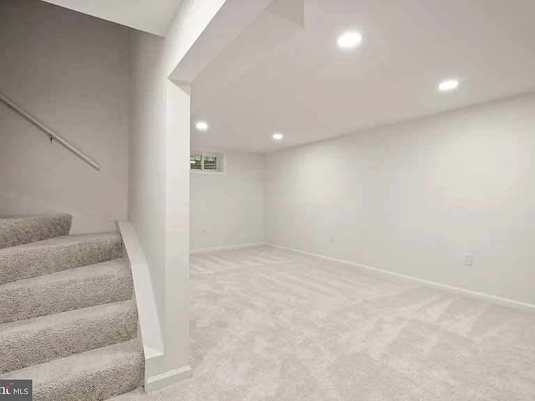 12312 Coleraine Ct — Photo 35