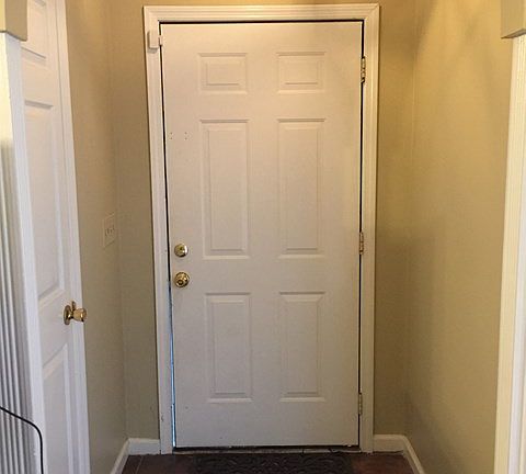 3rd image of 39 Lexington Cir