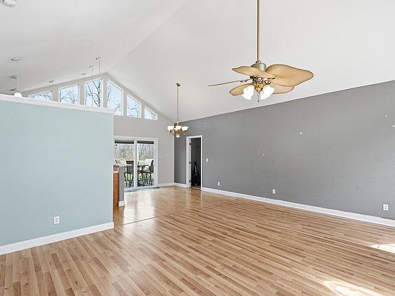 5th image of 3629 Walkertown Rd