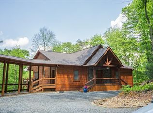 120 Johnson Mill Ct, Ellijay, GA 30536