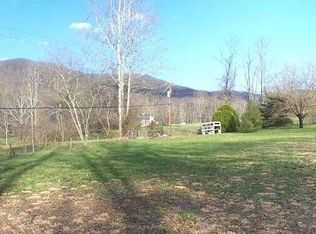 578 Garren Creek Rd, Fairview, NC 28730