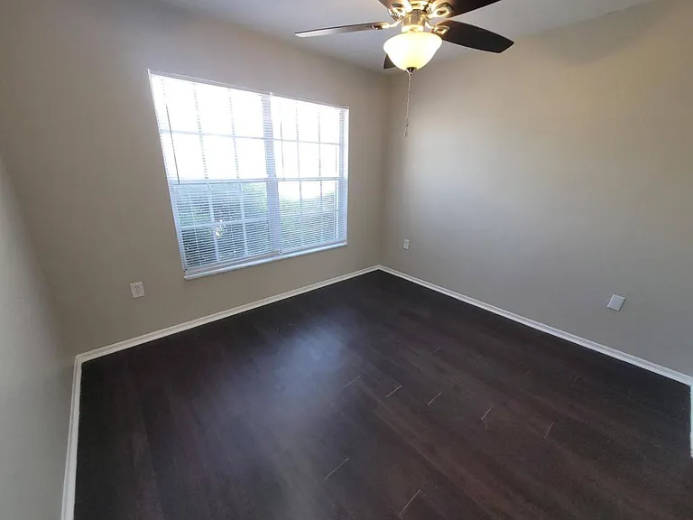 2917 Wainwright Ct — Photo 20