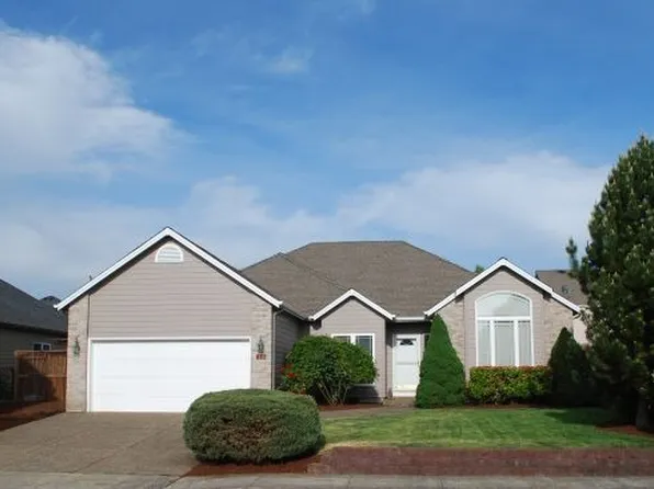 451 Yellowstone Dr, Monmouth, OR 97361