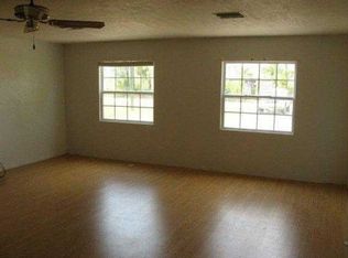 702 8th Ave, Lehigh Acres, FL 33972