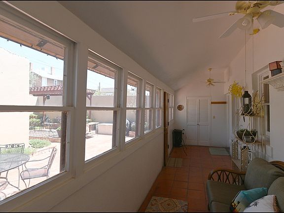 5th image of 1029 Upson Dr
