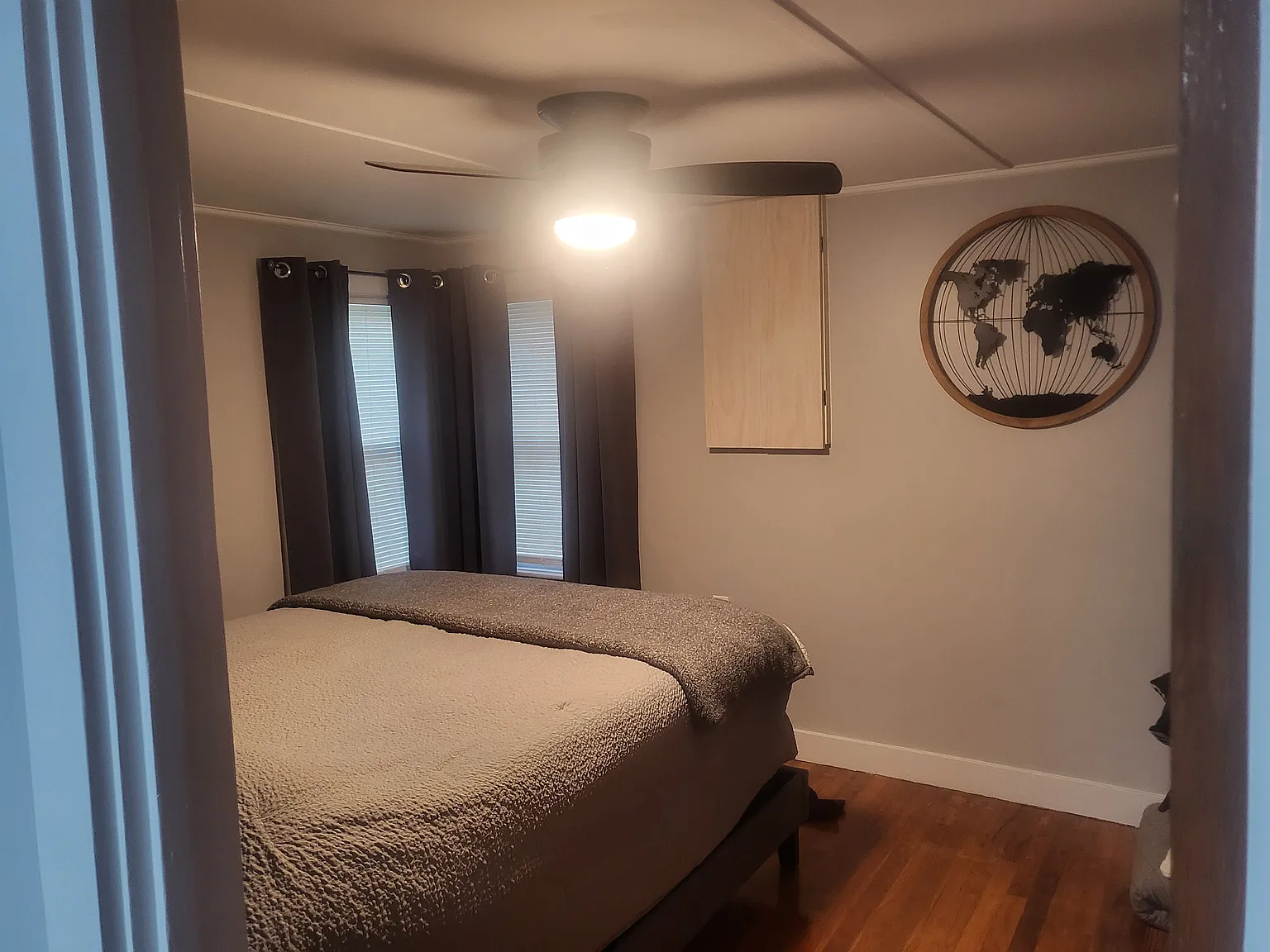 1 bed, 700 sqft, $1,900 — Photo 3
