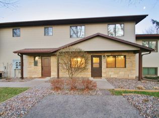 111 Conner Cir SW, Rochester, MN 55902