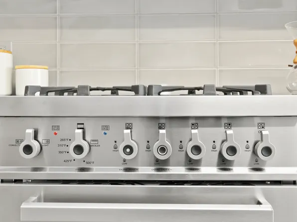 416 Kent Avenue image 10 of 24