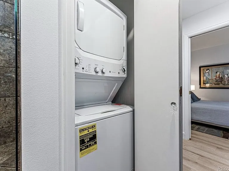 171 S Jackson St #101 — Photo 21