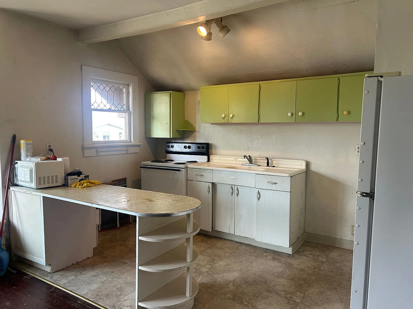 North Garden 906 — Photo 4