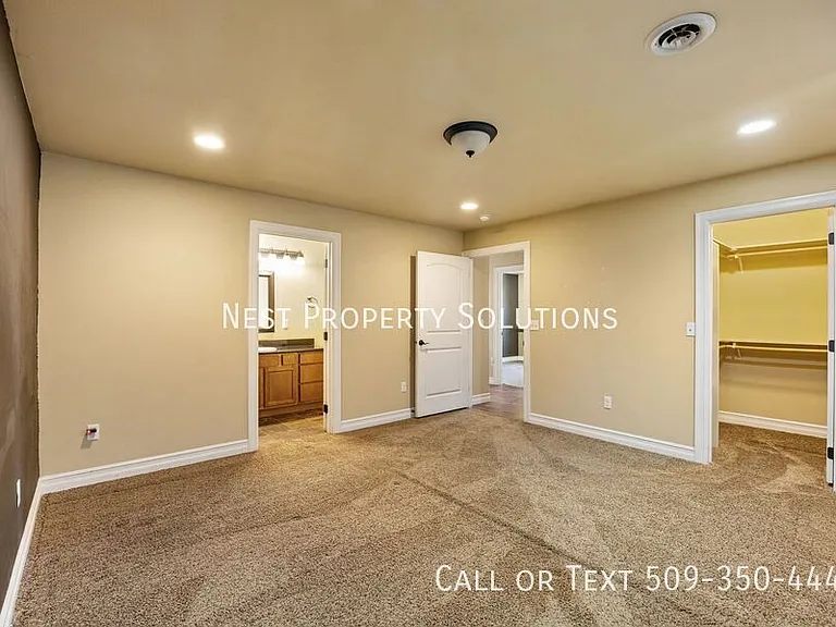 547 S Bayside St — Photo 24