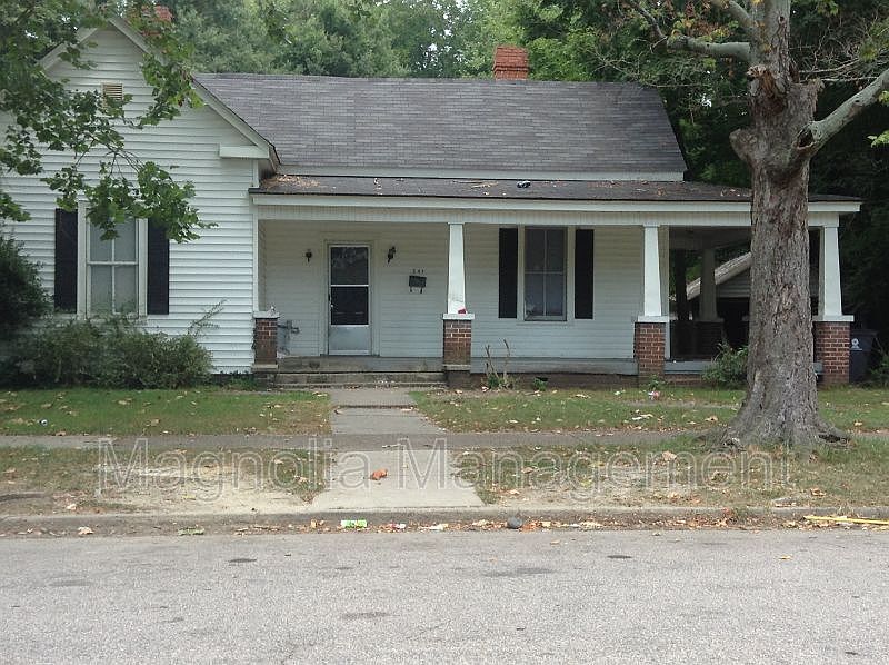1st image of 241 Davis St
