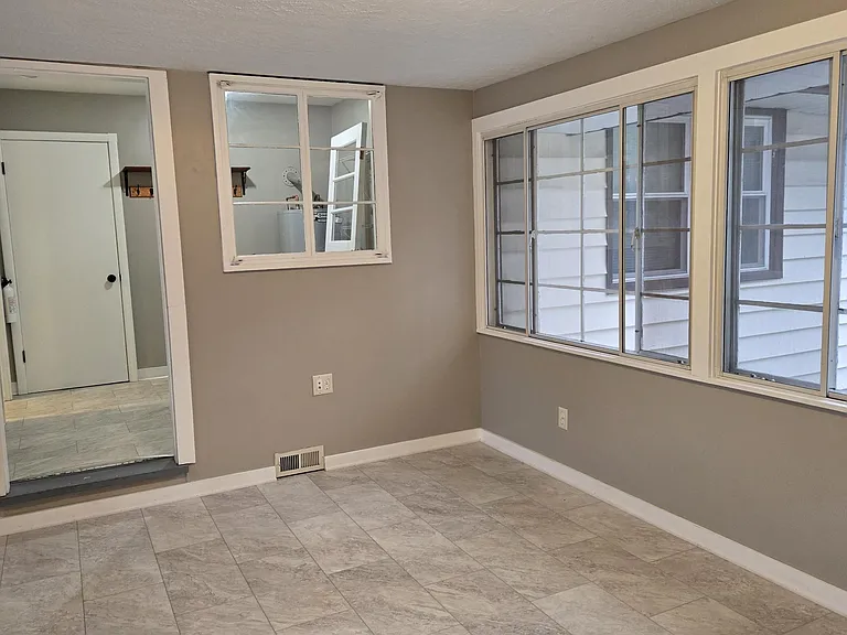 breezeway to laundry room