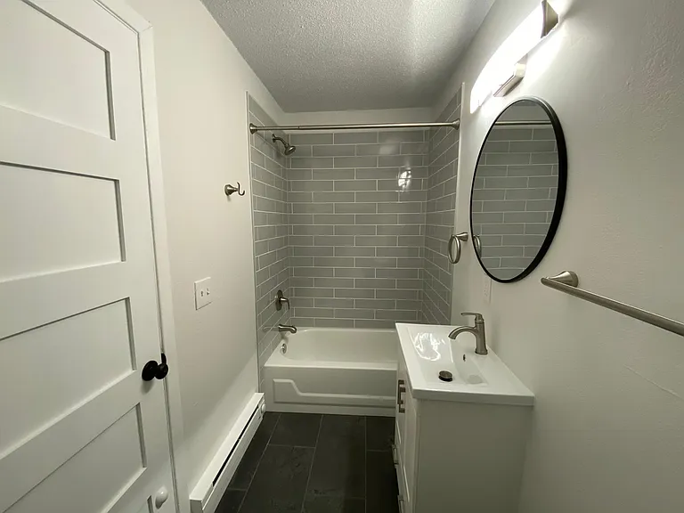 1157 Hague Ave #6 — Photo 17
