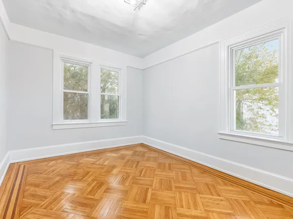 2053 East 16th Street image 16 of 17