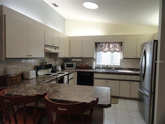 3rd image of 17830 SE 106th Ter