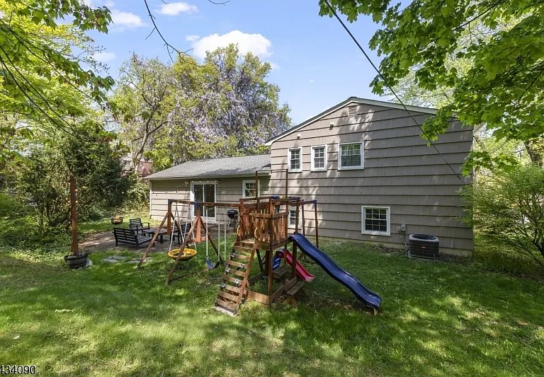 28 Ethan Dr — Photo 31