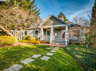 647 SW Hume St, Portland, OR 97219