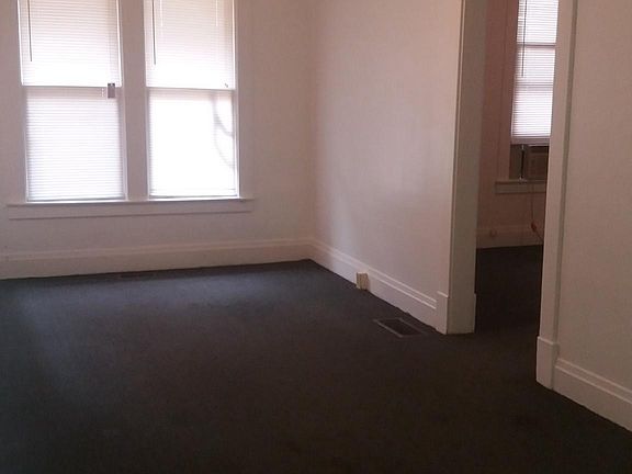 5th image of 1424 Lee St E #C1
