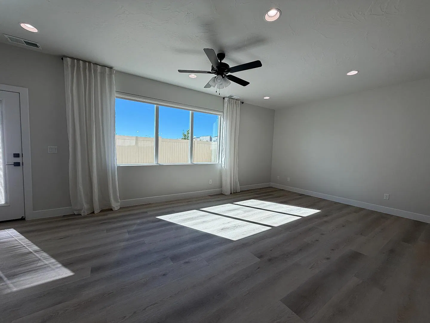 4096 S Crimson Farm Dr — Photo 4