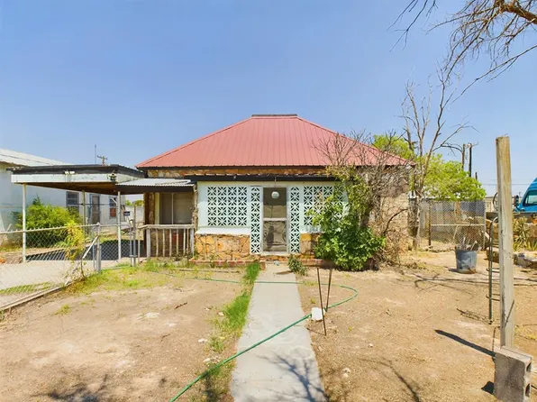 1120 S Oak St, Pecos, TX 79772