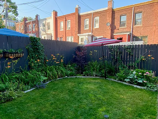 Rented by Compass | media 29