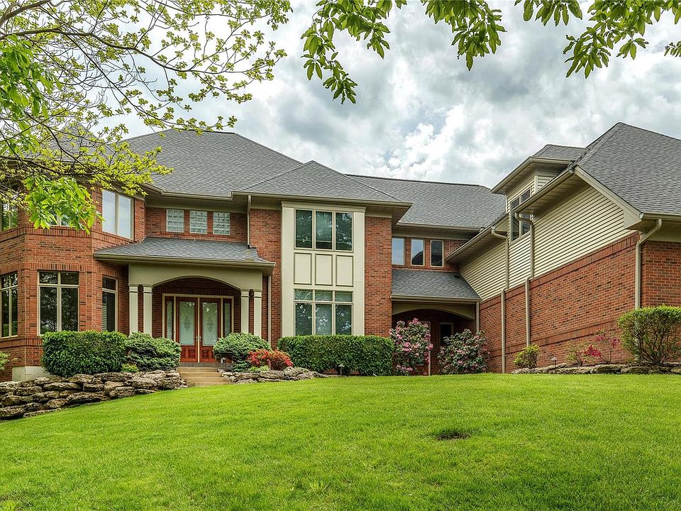 1st image of 19248 Saint Albans Forest Ln