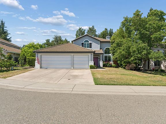 2nd image of 600 Fisher Cir
