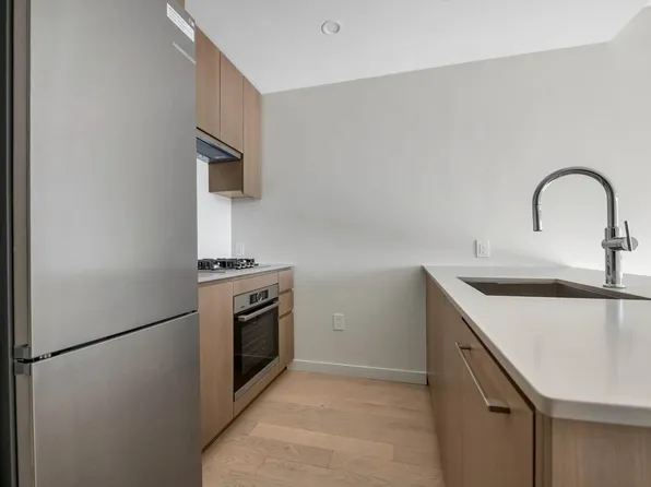 131-02 A 40th Road image 39 of 42