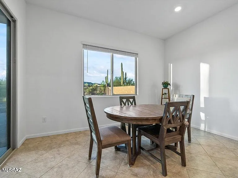 10623 N Iron Peak Dr — Photo 16