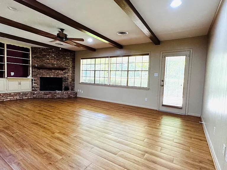 809 Atlow Dr — Photo 6
