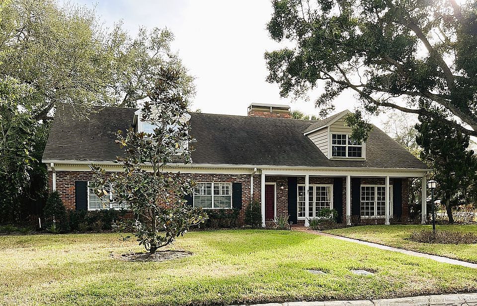 1st image of 4808 W Longfellow Ave