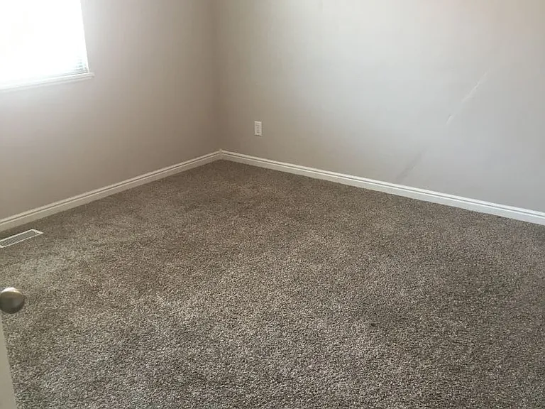 1507 N 540 W #104 — Photo 8