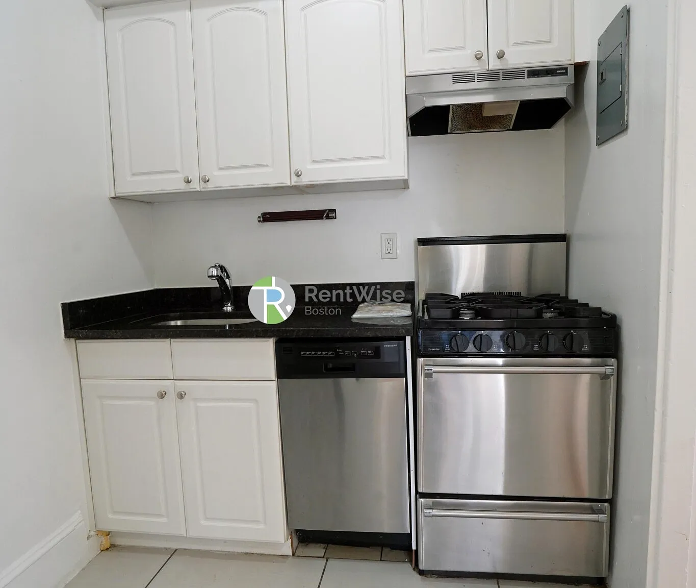 1 bed, 9999 sqft, $2,250 — Photo 1