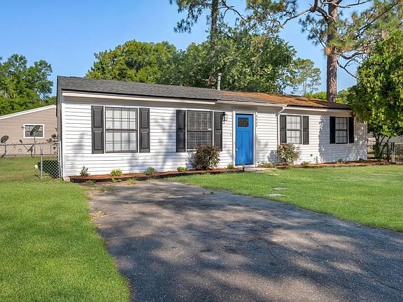 3rd image of 4622 Twin Oaks Dr
