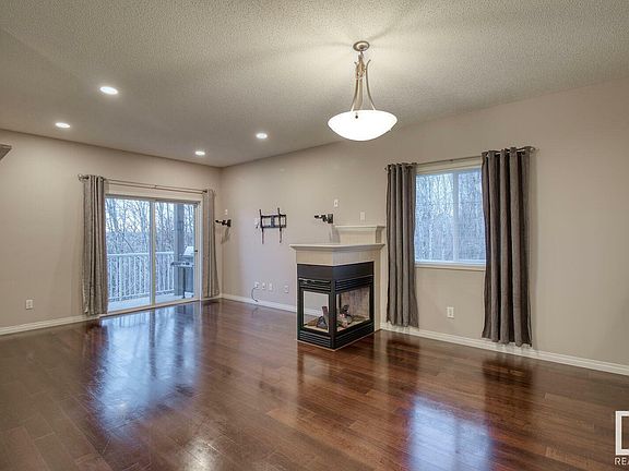 4th image of 30 Oak Vista Dr Unit 16