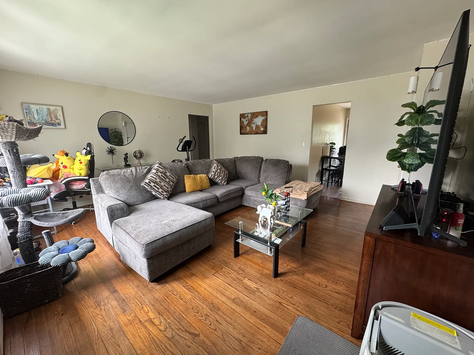 2 bed, 900 sqft, $1,800 — Photo 3