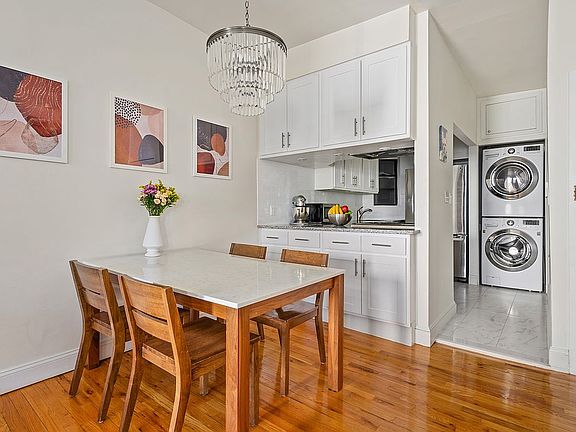 3rd image of 412 7th Ave APT 2R
