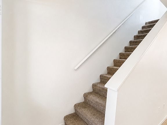 5th image of 517 Lincoln Ave #3