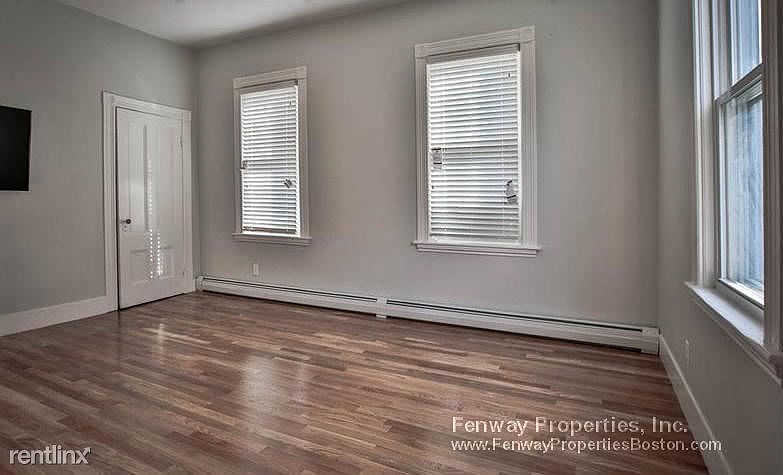 2nd image of 674 Saratoga St #A