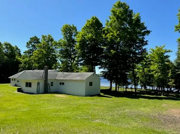 W17701 Barrett Rd, Curtis, MI 49820