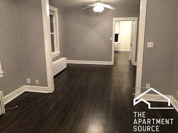 5th image of 3221 N Leavitt St APT 3