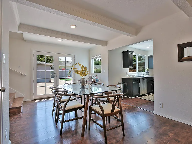 546 Hamilton Ave — Photo 8