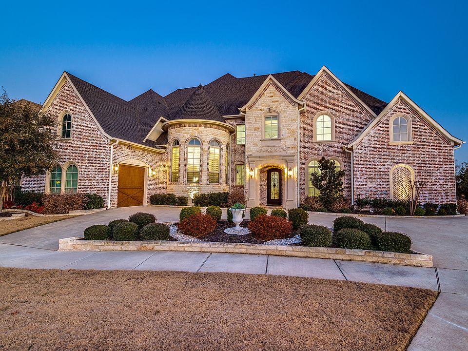 1st image of 953 Cipriani Dr