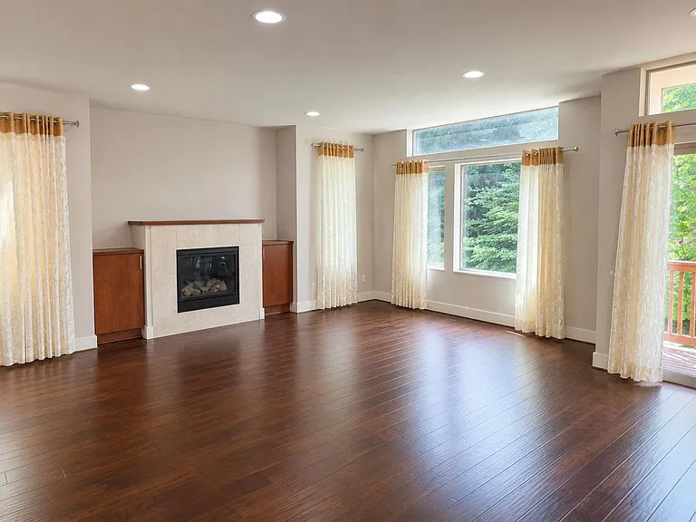 13517 SE 81st Pl — Photo 3