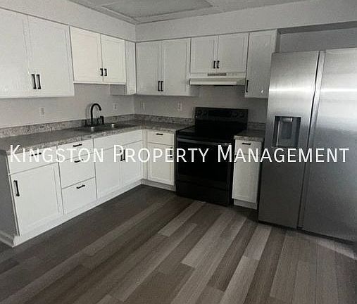 2nd image of 453 Mooreland Ave #1