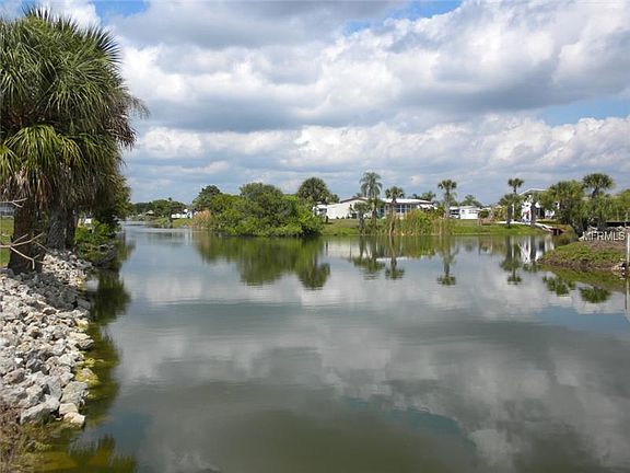 2nd image of 1387 Flamingo Dr