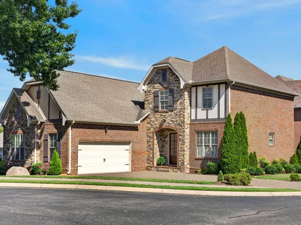 1006 Peck Pl, Hendersonville, TN 37075