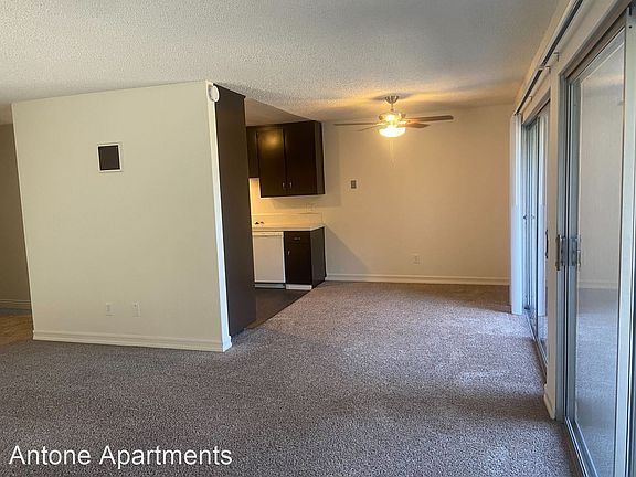 4th image of 4090 Brant St #1