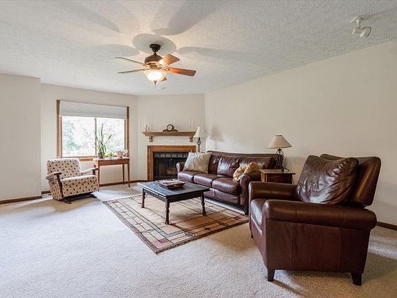 5th image of 2359 Gavinley Way #49